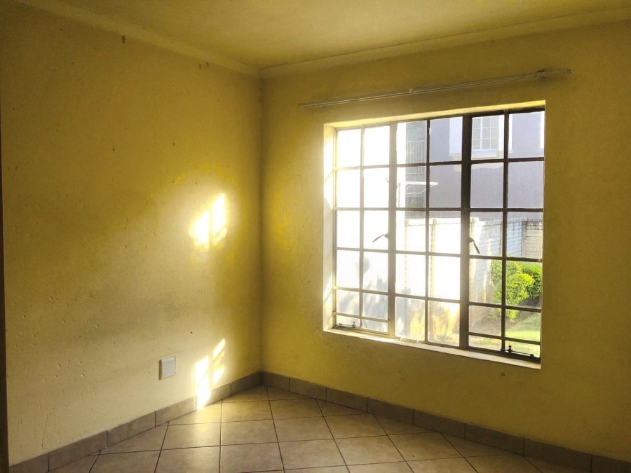 1 Bedroom Property for Sale in Waterval East North West